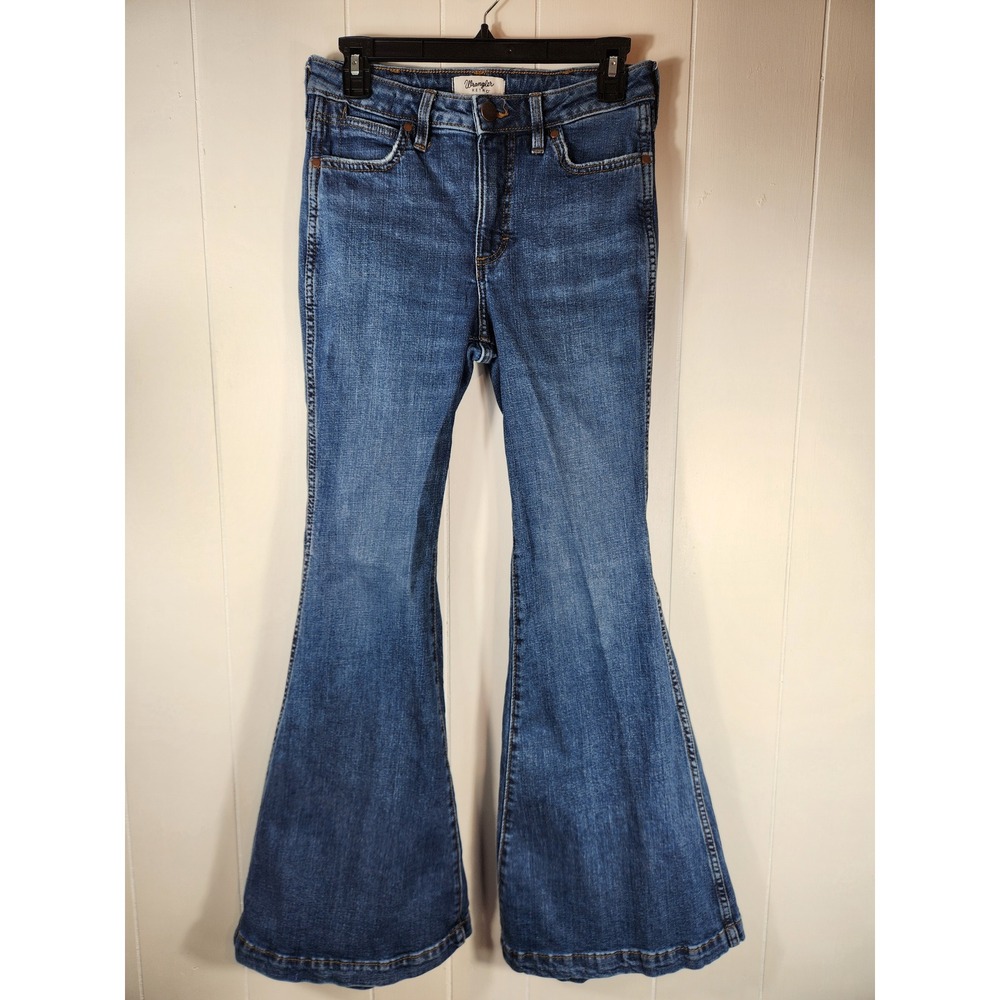 Wrangler Jeans Retro Mae Flare Medium Wash Bell Bottom 27x32 Western 70s